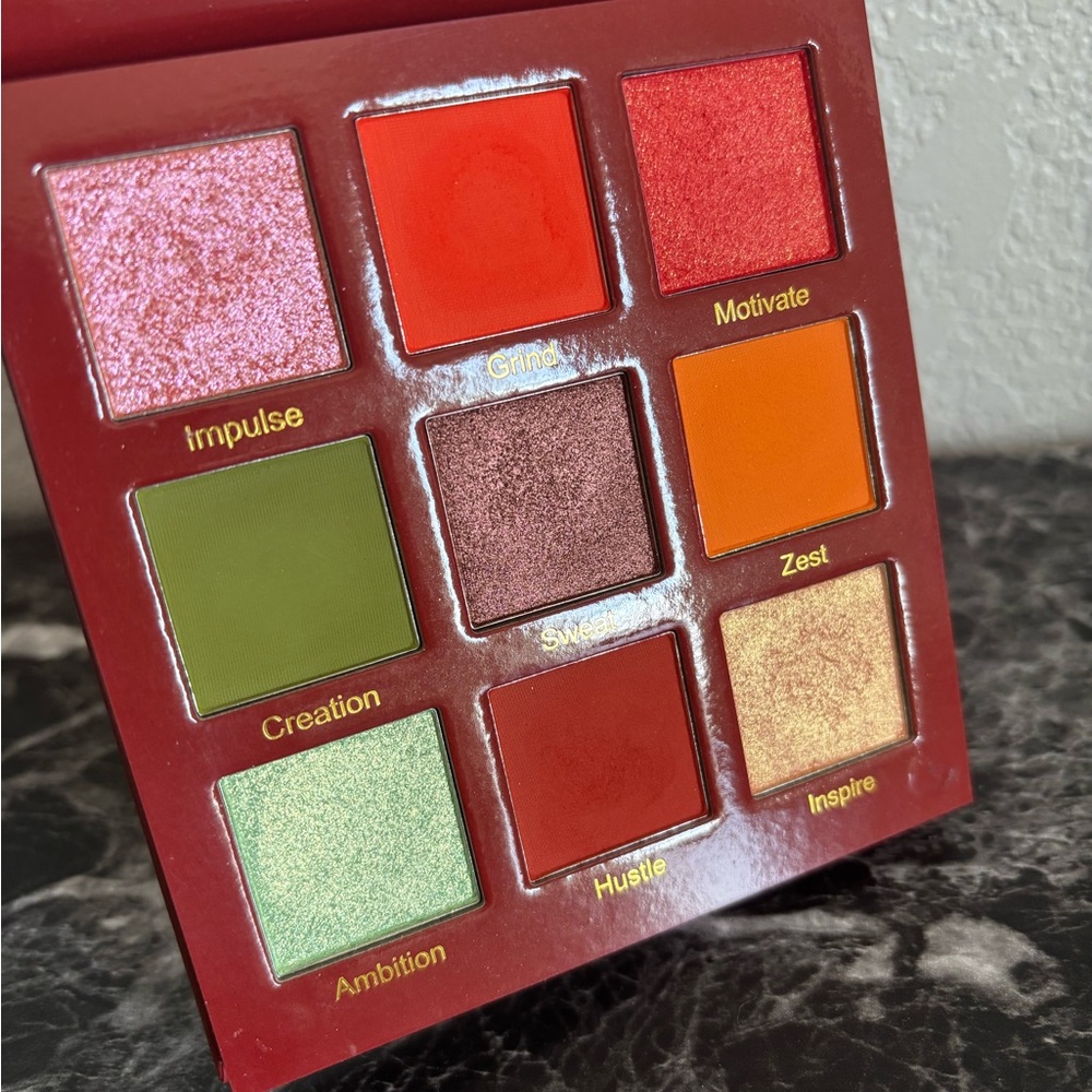 Unearthly Cosmetics The Daily Grind Eyeshadow Palette - Picture 3 of 3